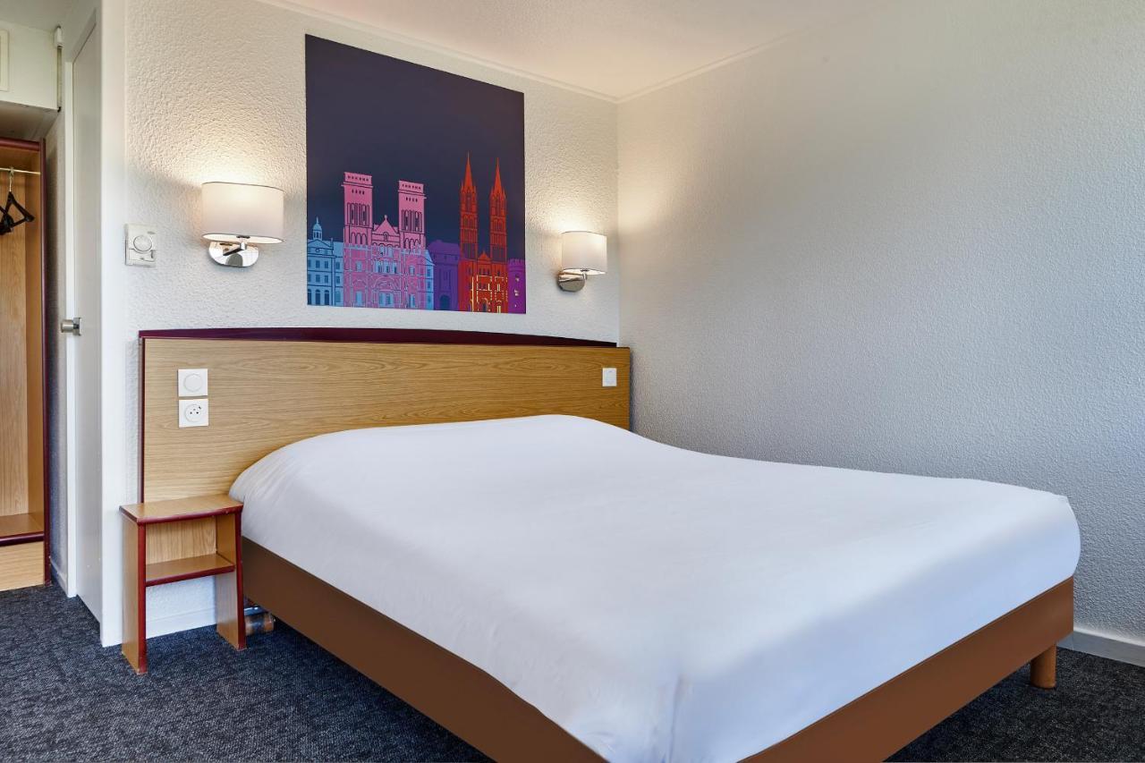 Kyriad Tarbes Bastillac Екстериор снимка